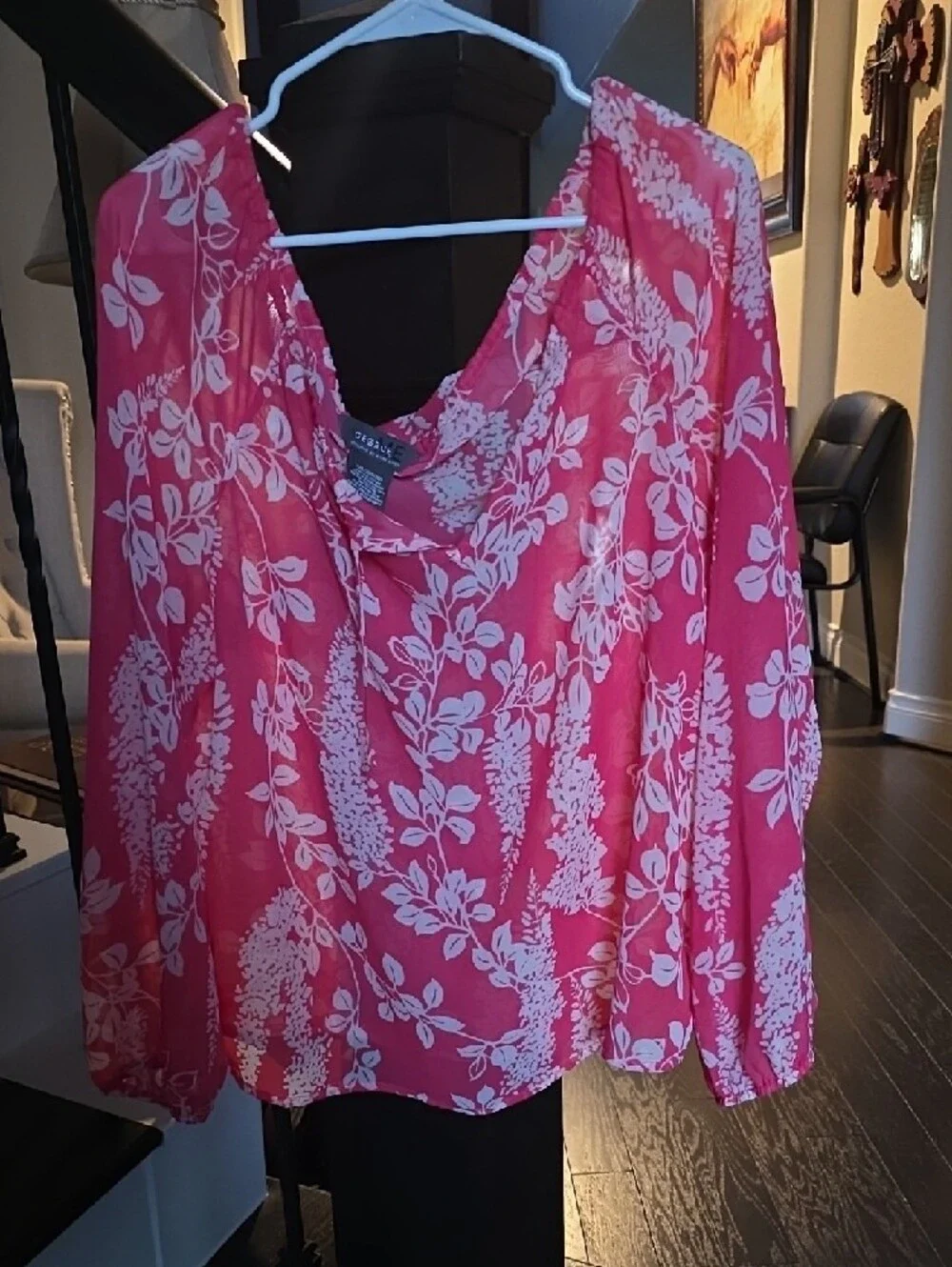 George Pink and White Floral V-Neck Long-Sleeve Blouse - Picture 3 of 11